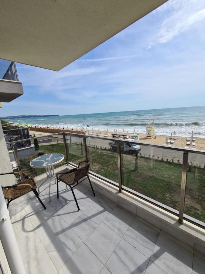Gold Beach Apart Obzor Exteriör bild